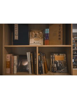 Bookshelf By Huang Yiwei